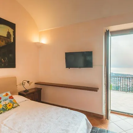 Feriehus Casale Ianus - With Panoramic View Sorrento